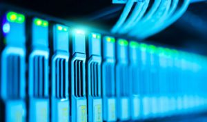 image de serveurs informatique chez un hébergeur